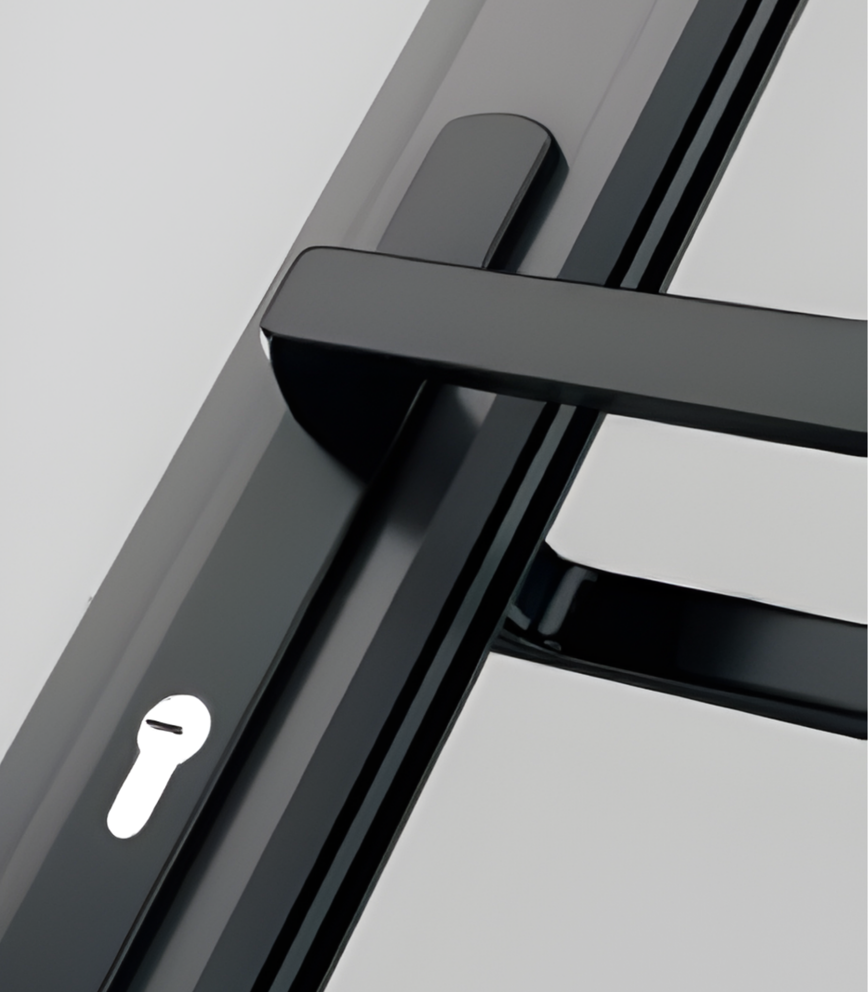 VLX 100 Swing / Entry Door in Tampa, FL | Meridian Windows and Doors Tampa - detail 3